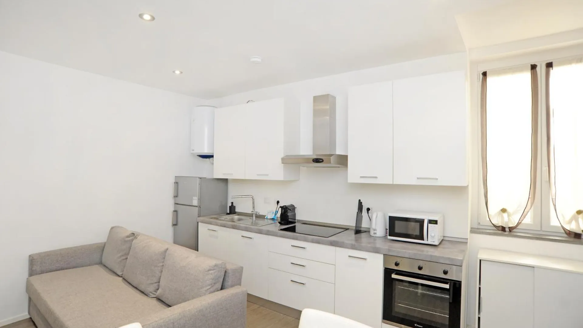 Ticinese 28 Apartment Milan