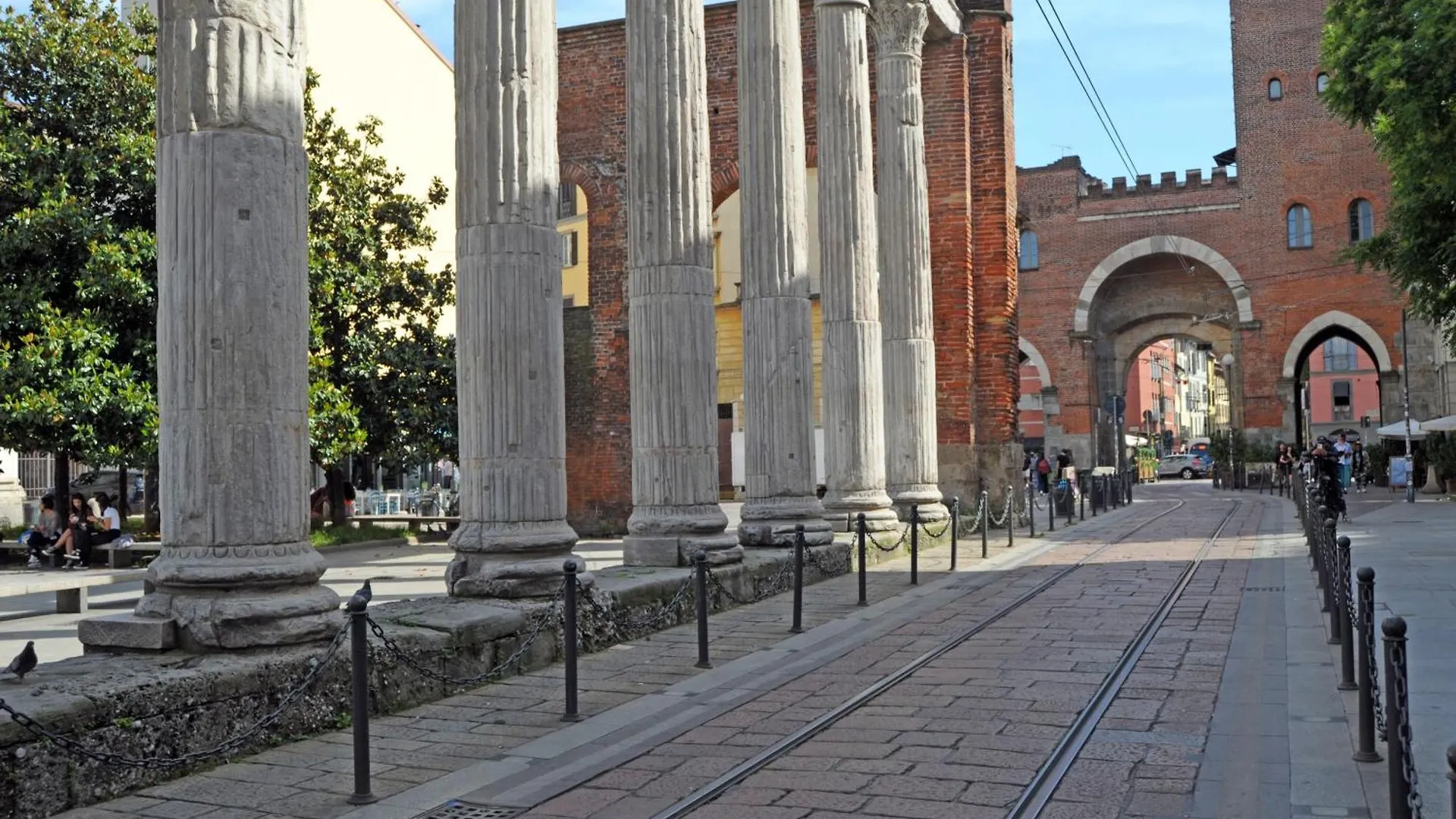 Ticinese 28 Apartment Milan